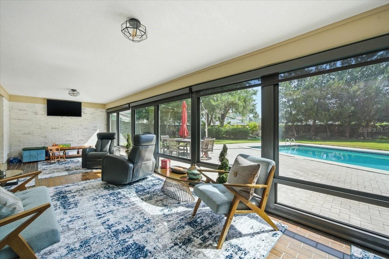 4014 CARROLLWOOD VILLAGE DR, TAMPA, FL, 33618