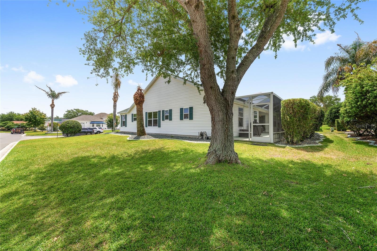 17602 E 82ND WOODLAWN AVE, THE VILLAGES, FL, 32162
