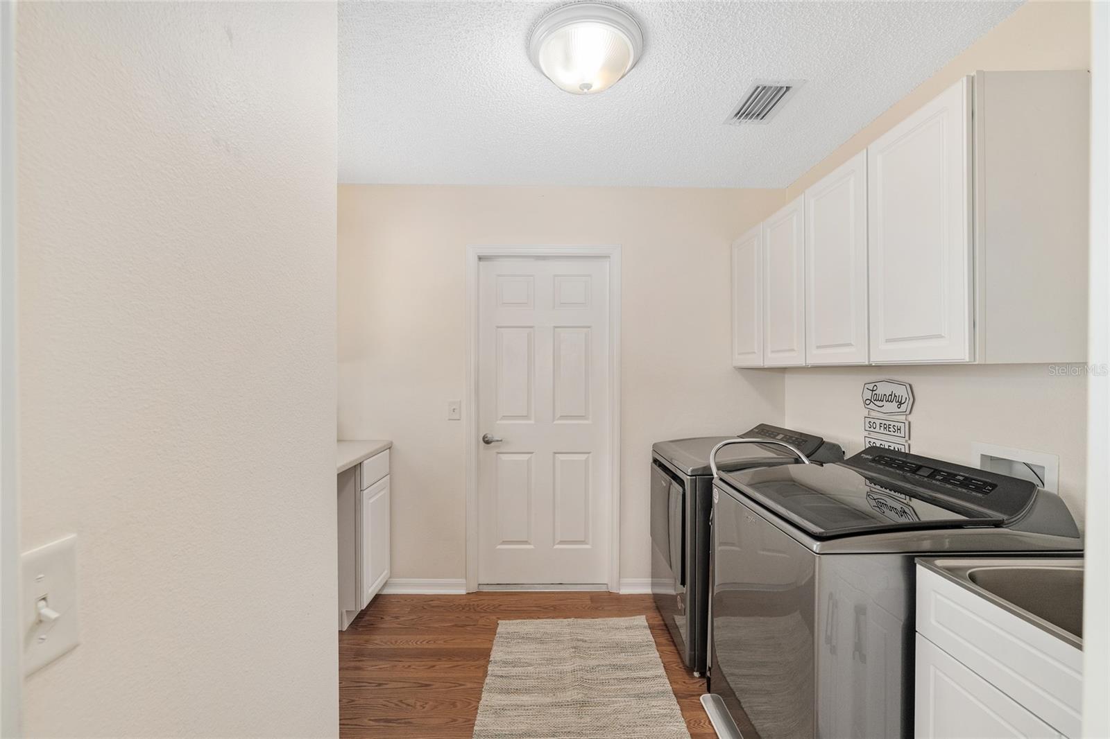 17602 E 82ND WOODLAWN AVE, THE VILLAGES, FL, 32162