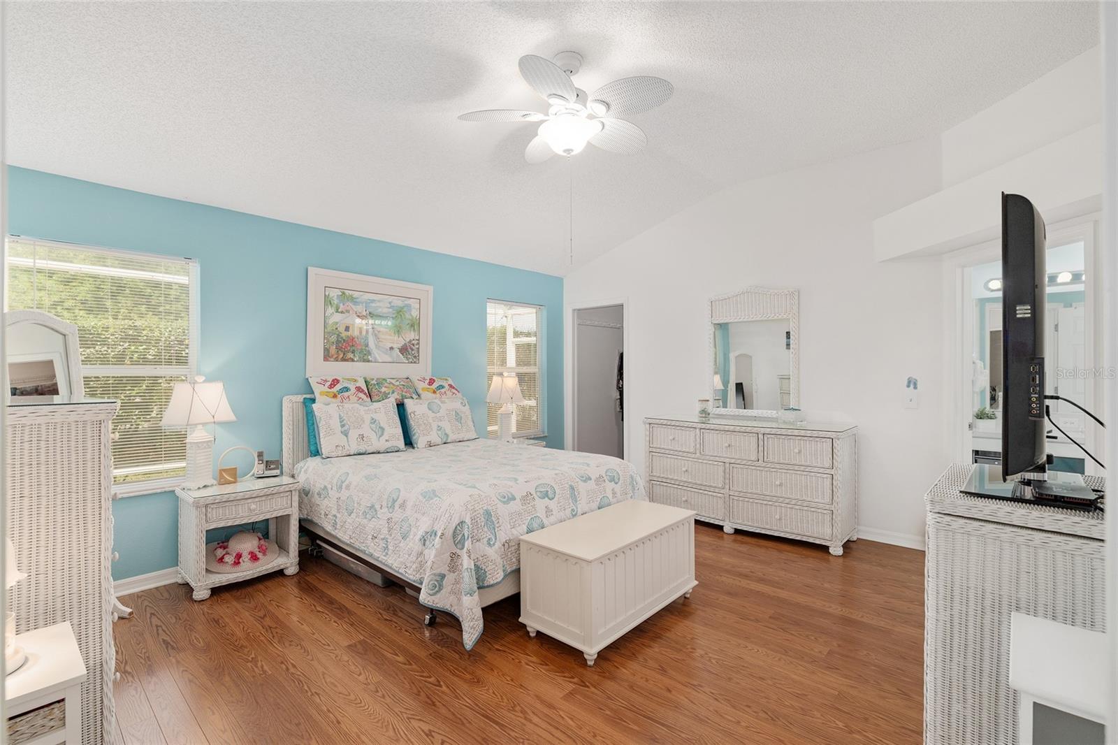 17602 E 82ND WOODLAWN AVE, THE VILLAGES, FL, 32162