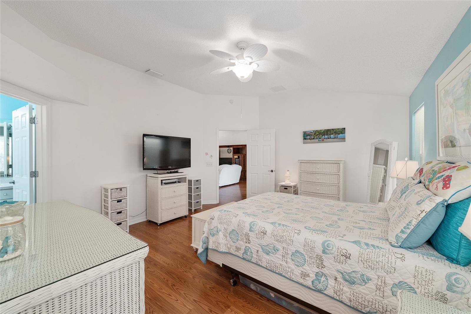 17602 E 82ND WOODLAWN AVE, THE VILLAGES, FL, 32162