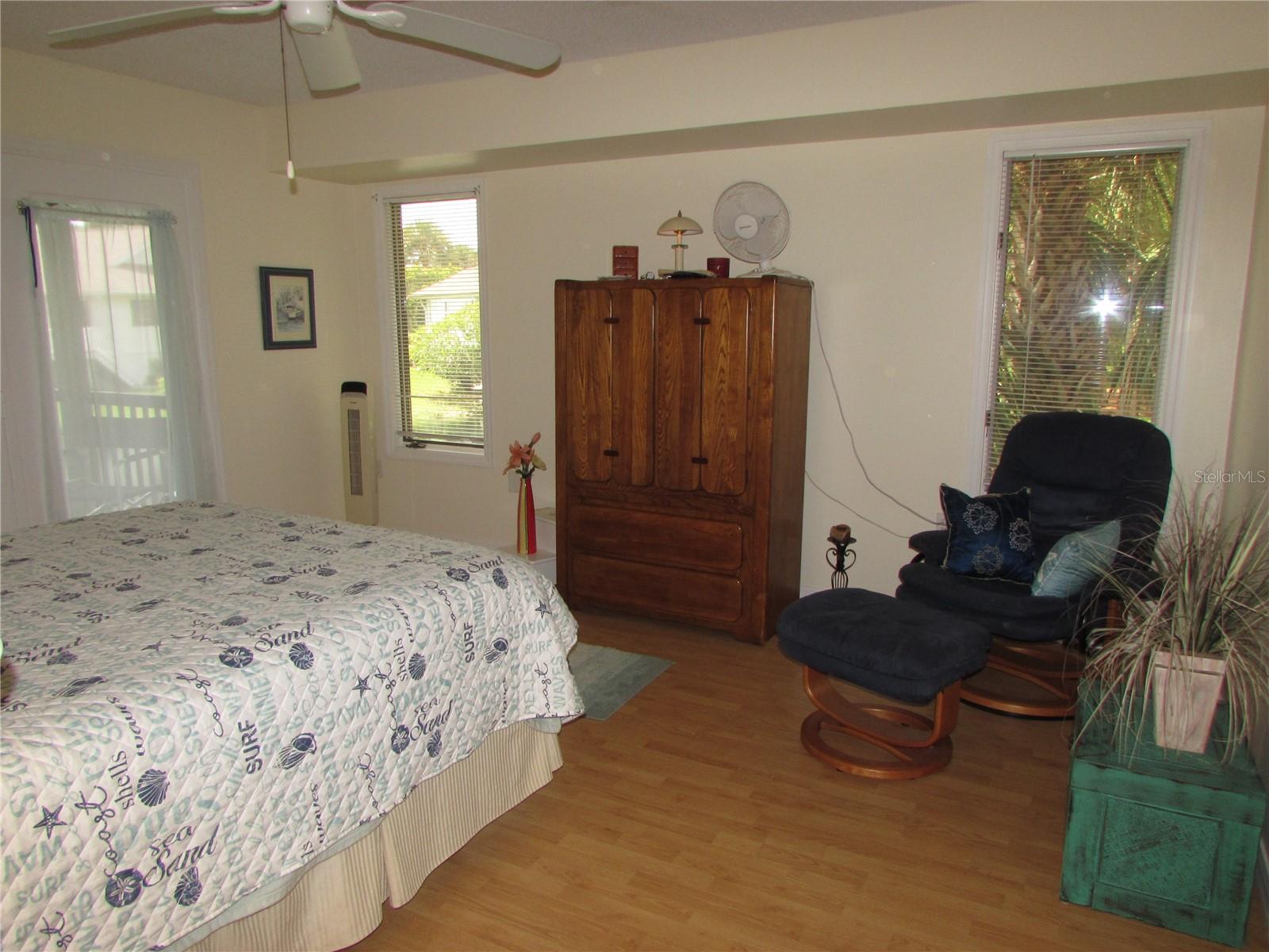 1013 LAKE AVOCA CT, TARPON SPRINGS, FL, 34689