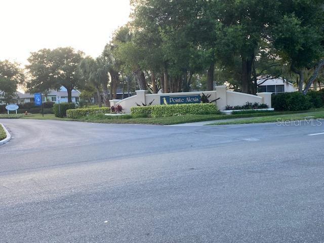 1013 LAKE AVOCA CT, TARPON SPRINGS, FL, 34689