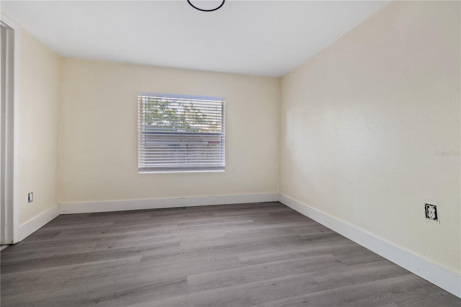 8303 N 11TH ST, TAMPA, FL, 33604