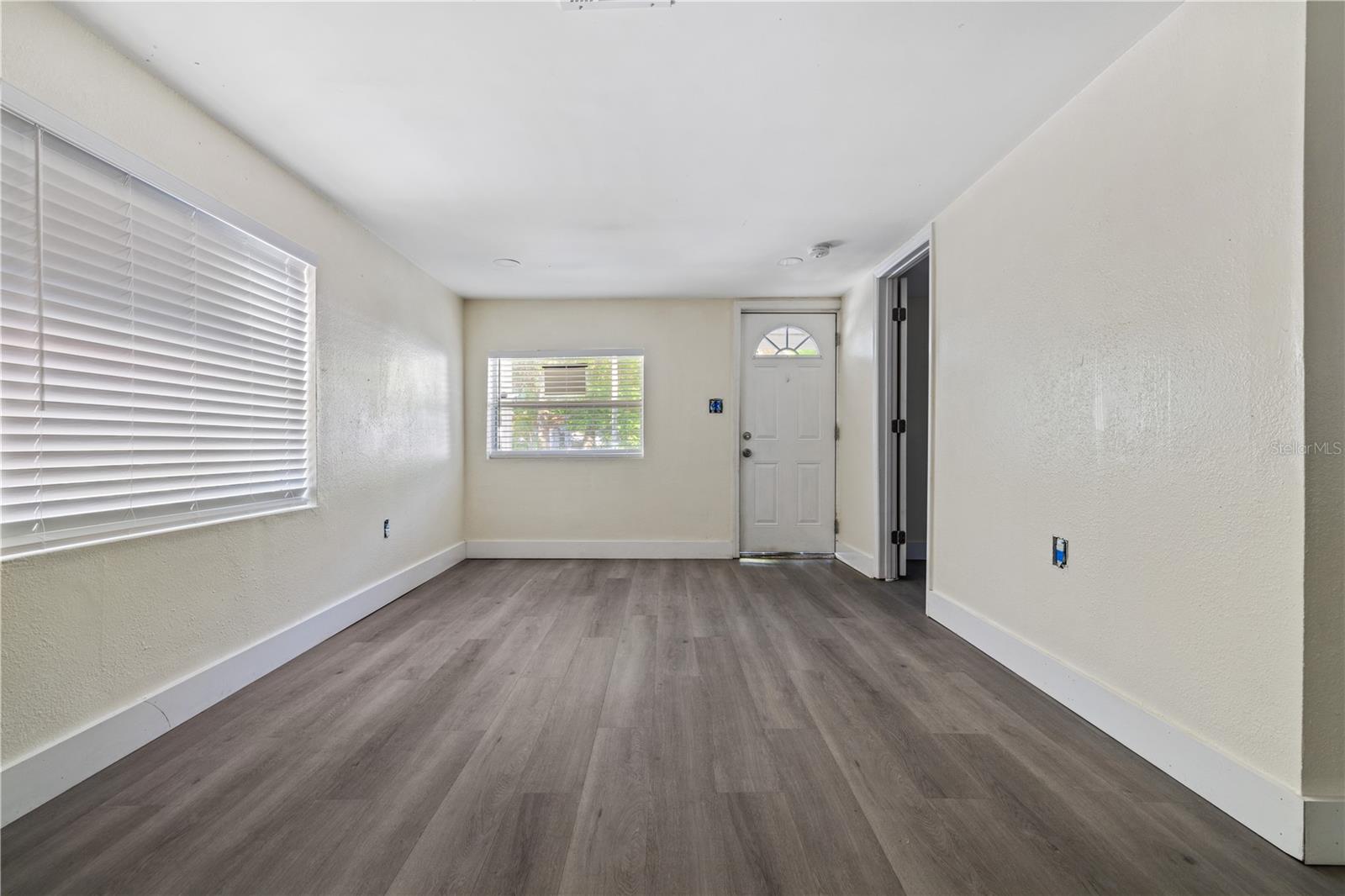 8303 N 11TH ST, TAMPA, FL, 33604