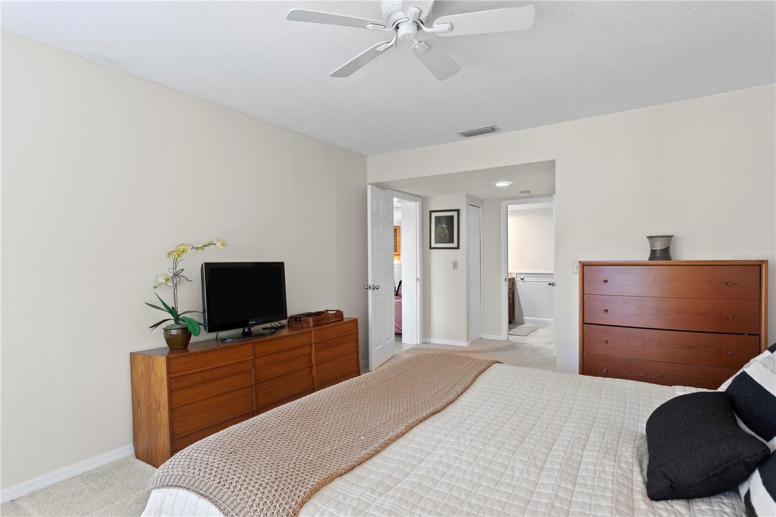 2453 KINGFISHER LN #G202, CLEARWATER, FL, 33762