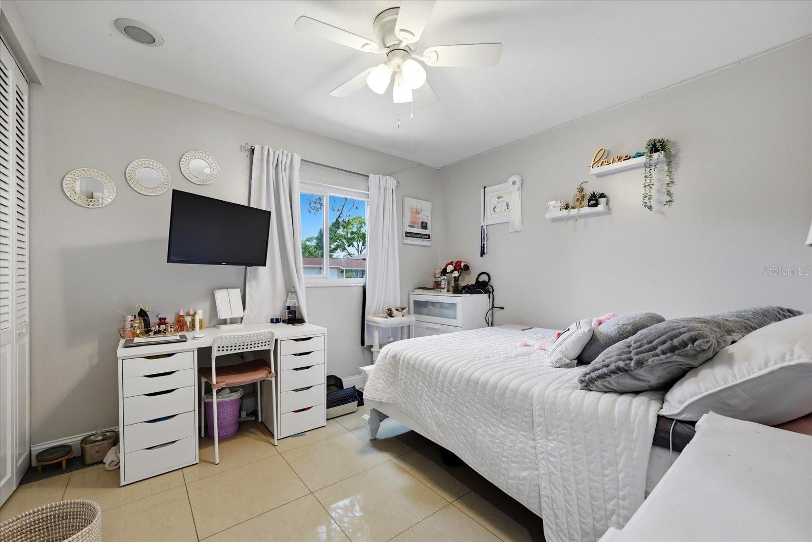 8331 W POCAHONTAS AVE, TAMPA, FL, 33615