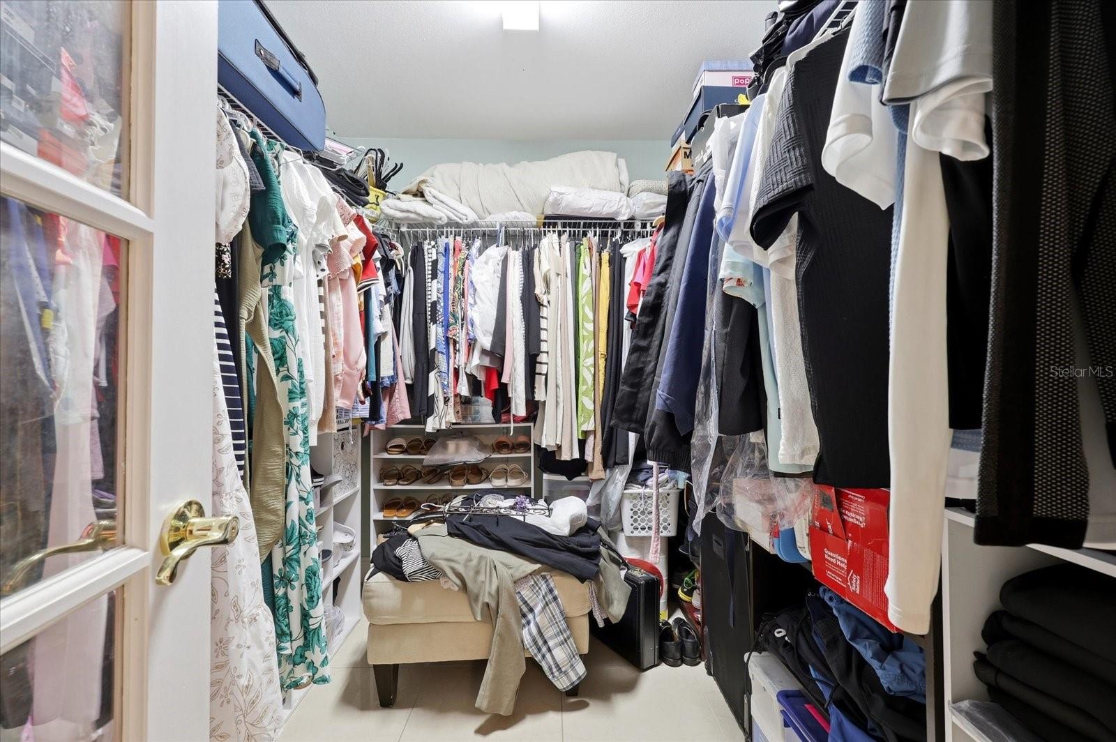 8331 W POCAHONTAS AVE, TAMPA, FL, 33615