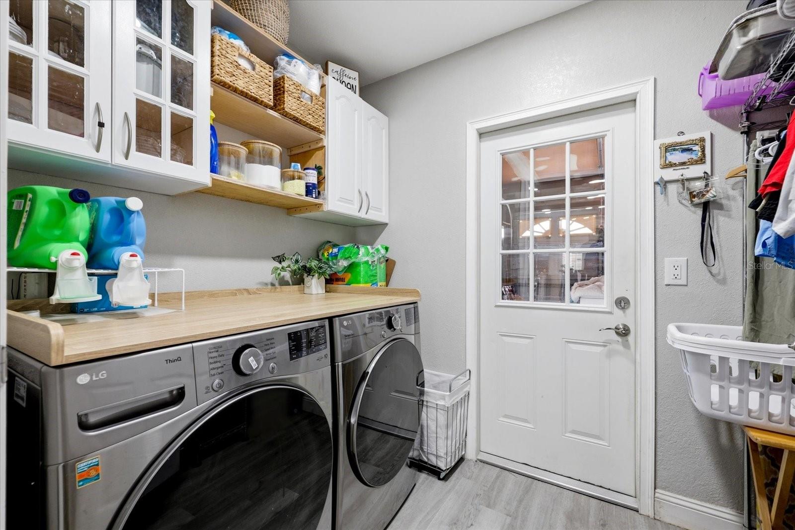 8331 W POCAHONTAS AVE, TAMPA, FL, 33615