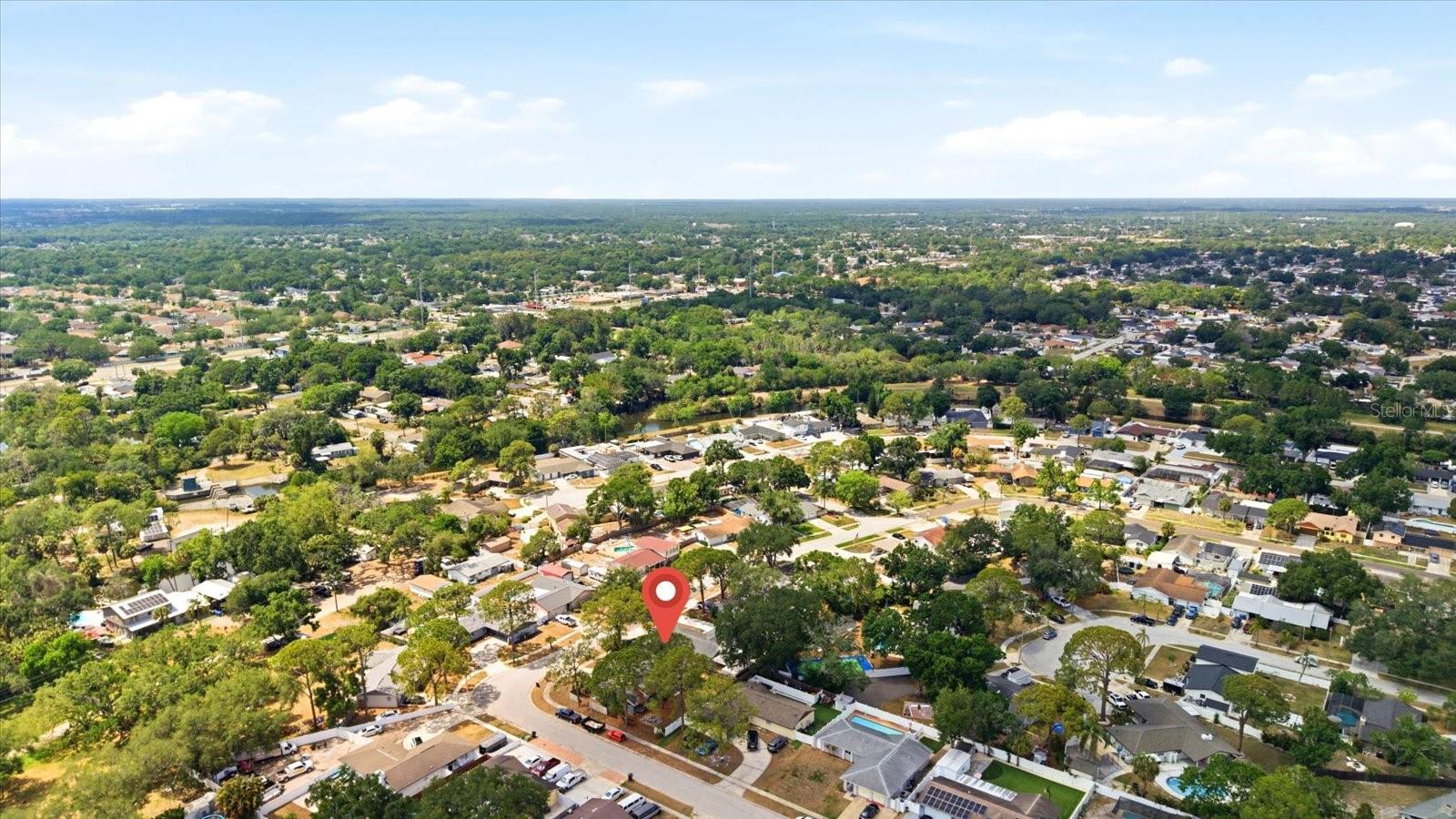 8331 W POCAHONTAS AVE, TAMPA, FL, 33615