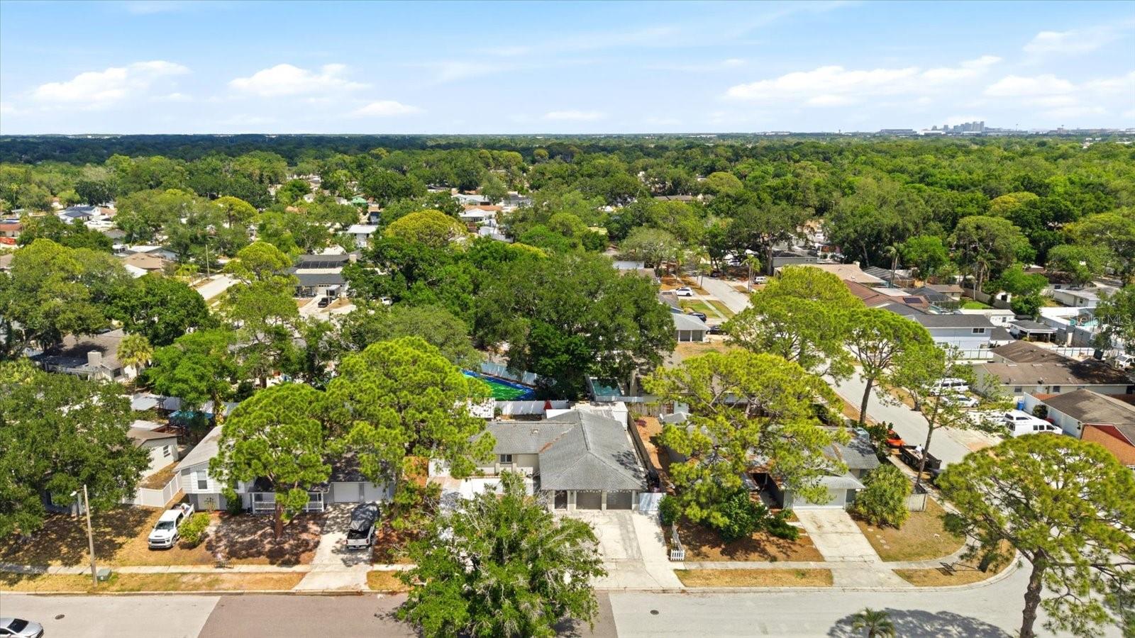 8331 W POCAHONTAS AVE, TAMPA, FL, 33615