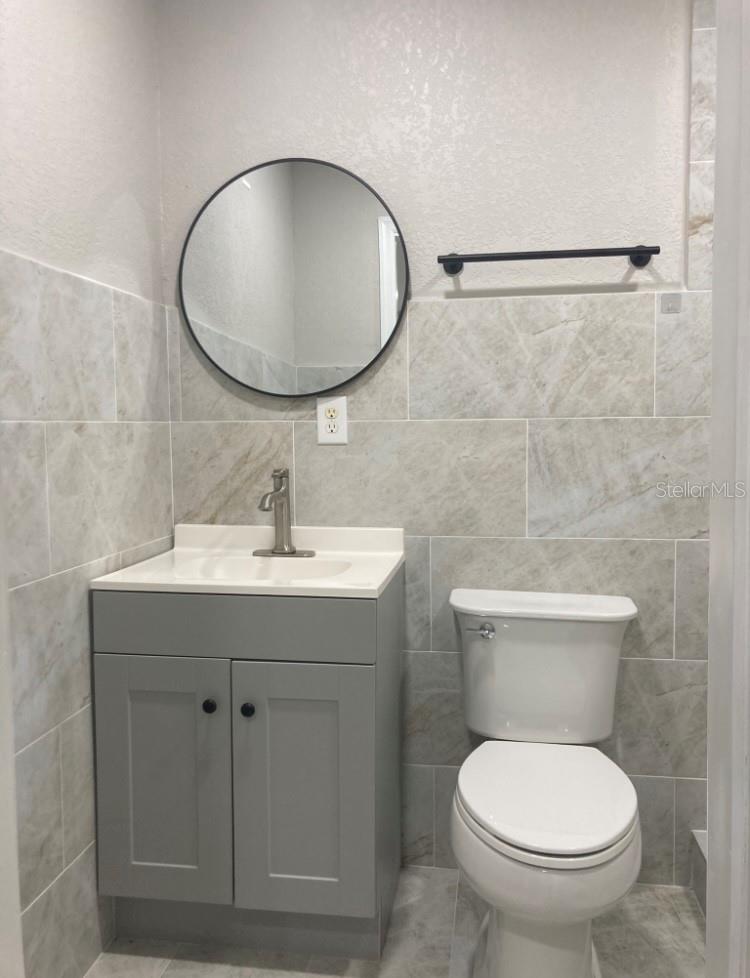 8331 W POCAHONTAS AVE, TAMPA, FL, 33615