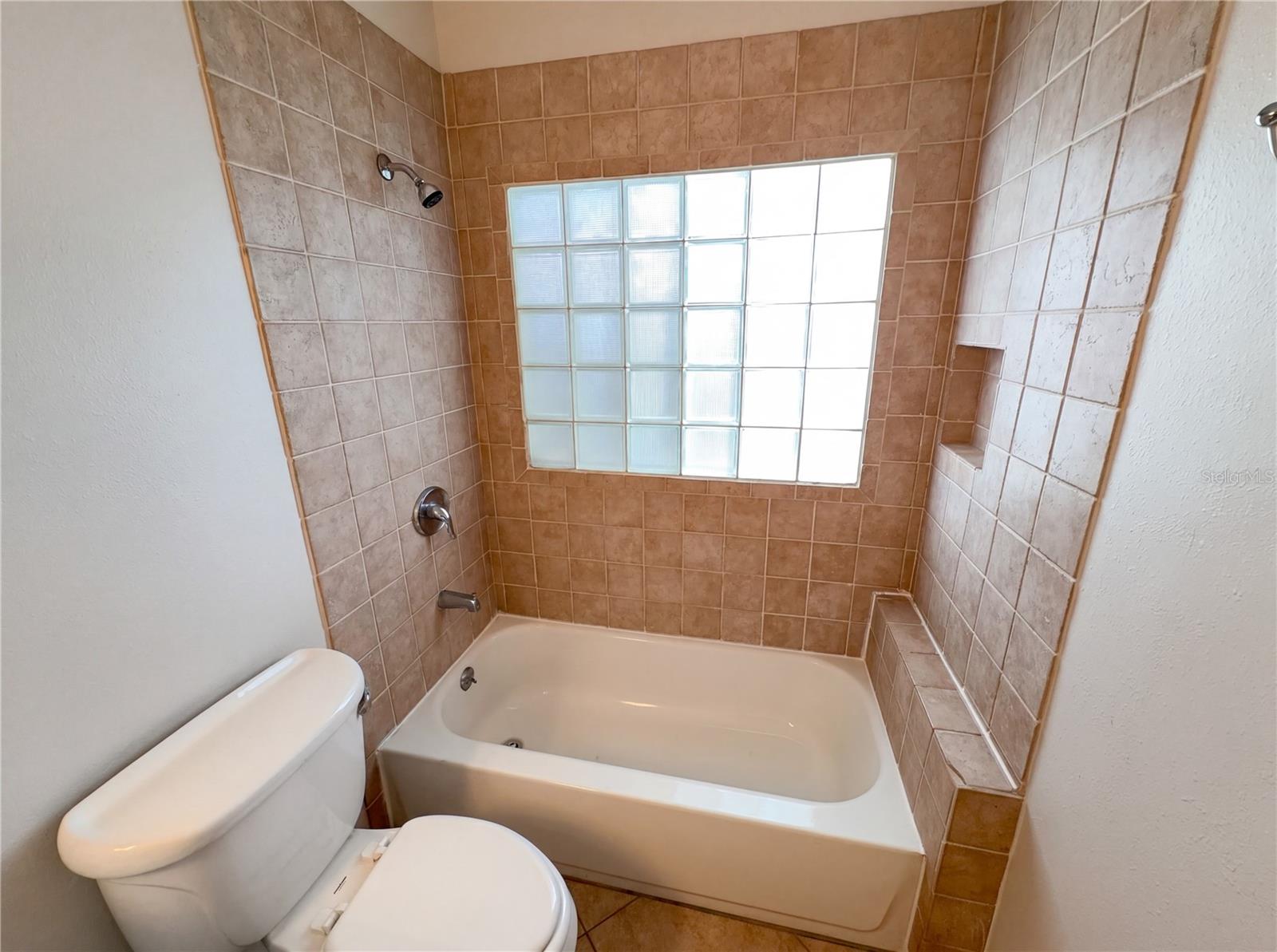 680 MACGLENROSS DR, OVIEDO, FL, 32765