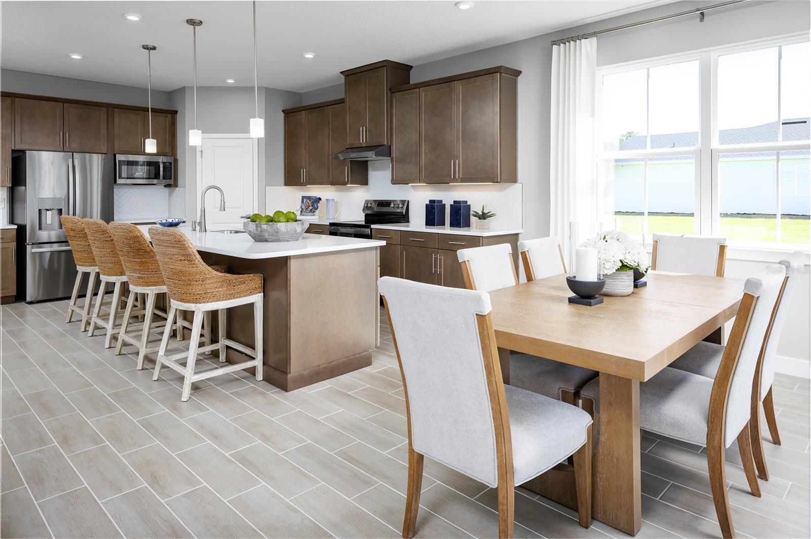 22177 PINE GROVE LOOP, LEESBURG, FL, 34748