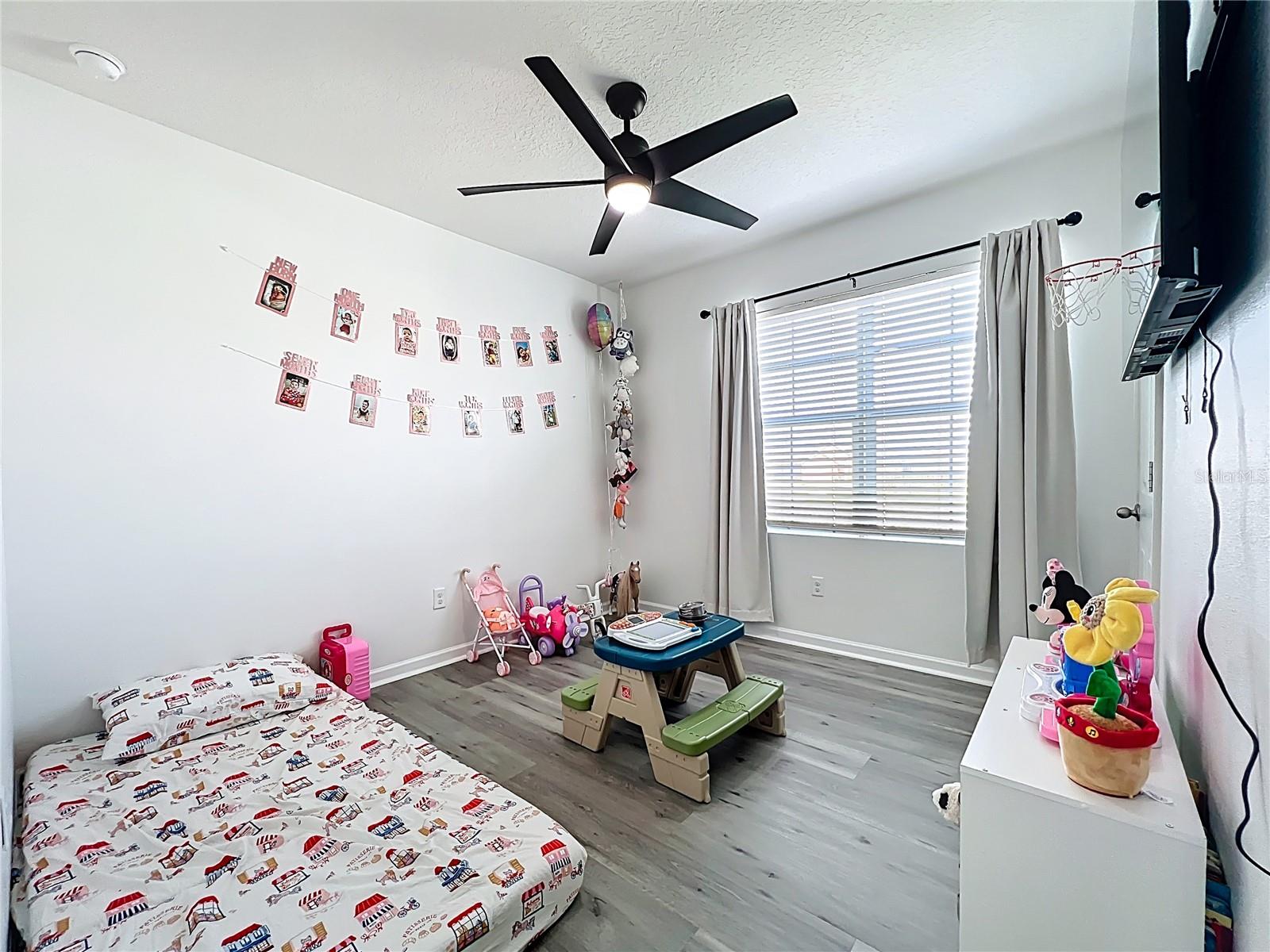 3180 BURROWING OWL DR, MIMS, FL, 32754