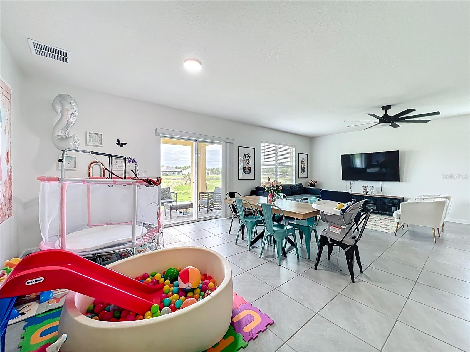 3180 BURROWING OWL DR, MIMS, FL, 32754