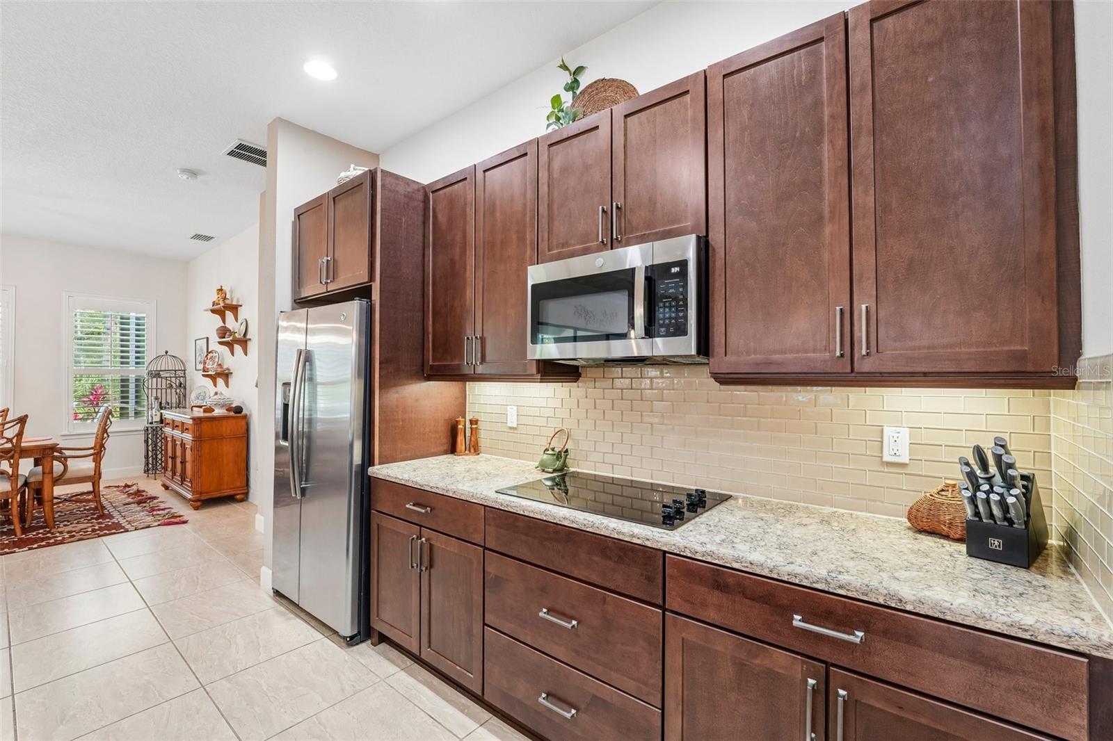 648 SOUTHLAKE DR, ORMOND BEACH, FL, 32174
