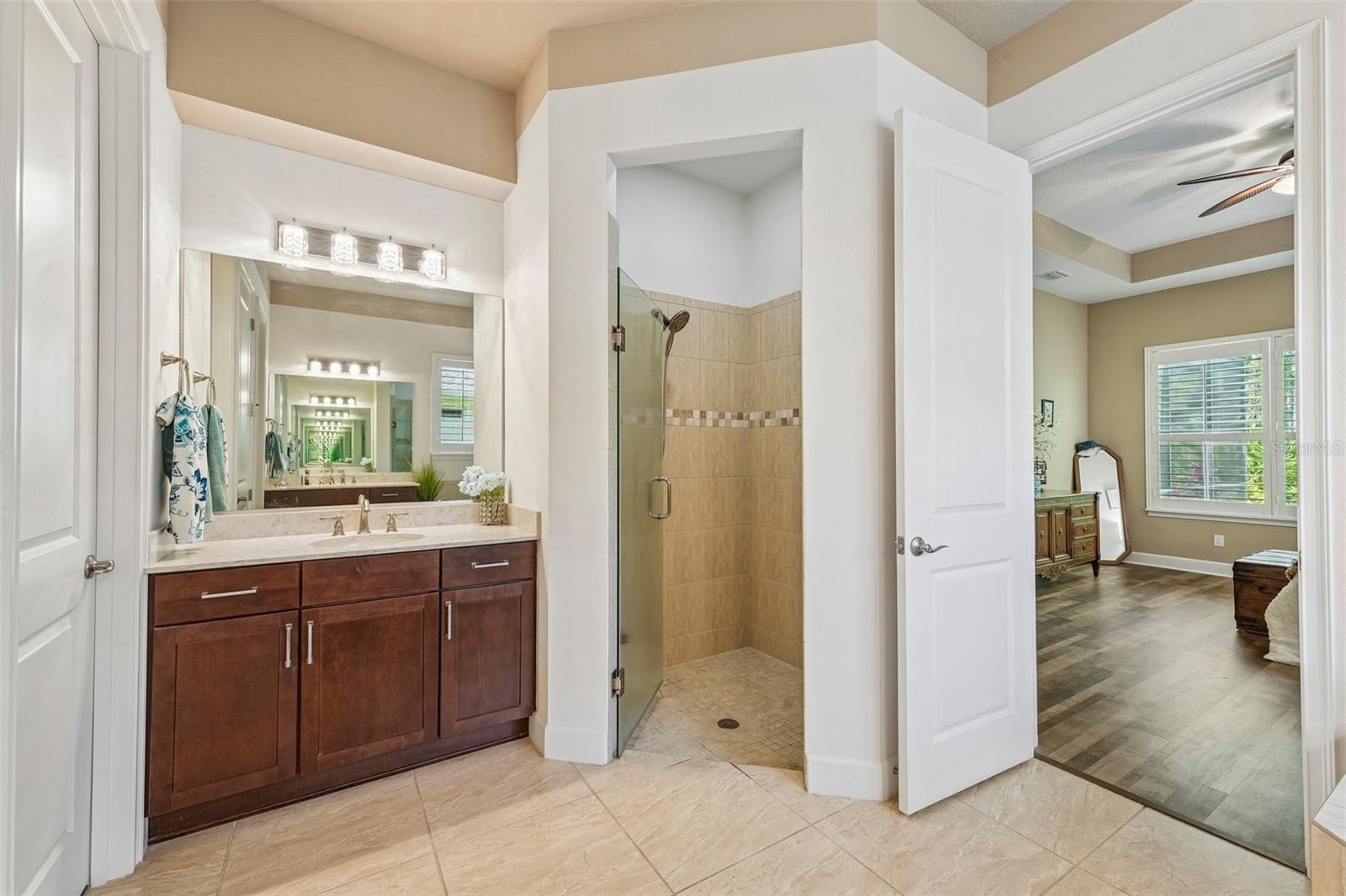 648 SOUTHLAKE DR, ORMOND BEACH, FL, 32174