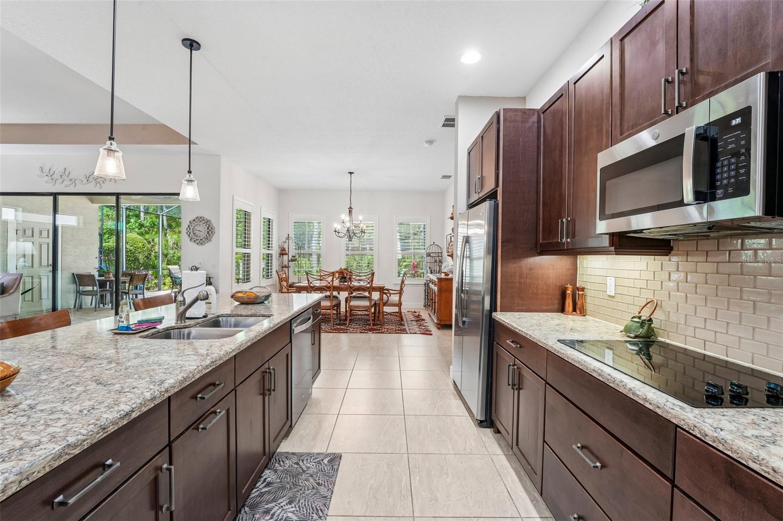 648 SOUTHLAKE DR, ORMOND BEACH, FL, 32174