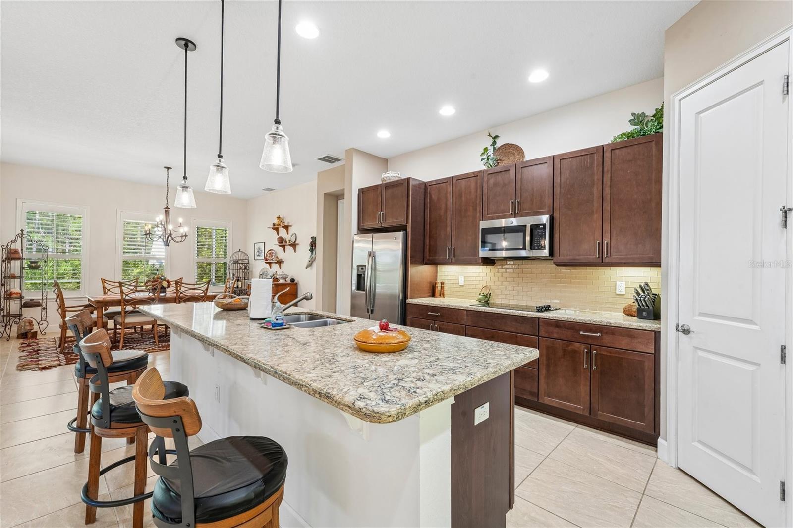 648 SOUTHLAKE DR, ORMOND BEACH, FL, 32174