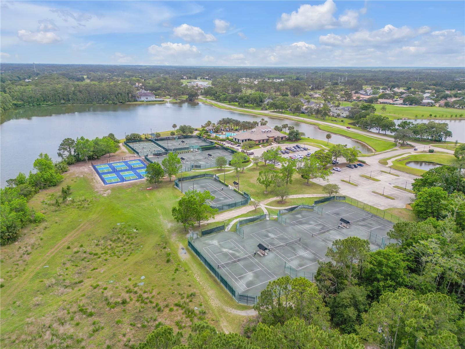 648 SOUTHLAKE DR, ORMOND BEACH, FL, 32174