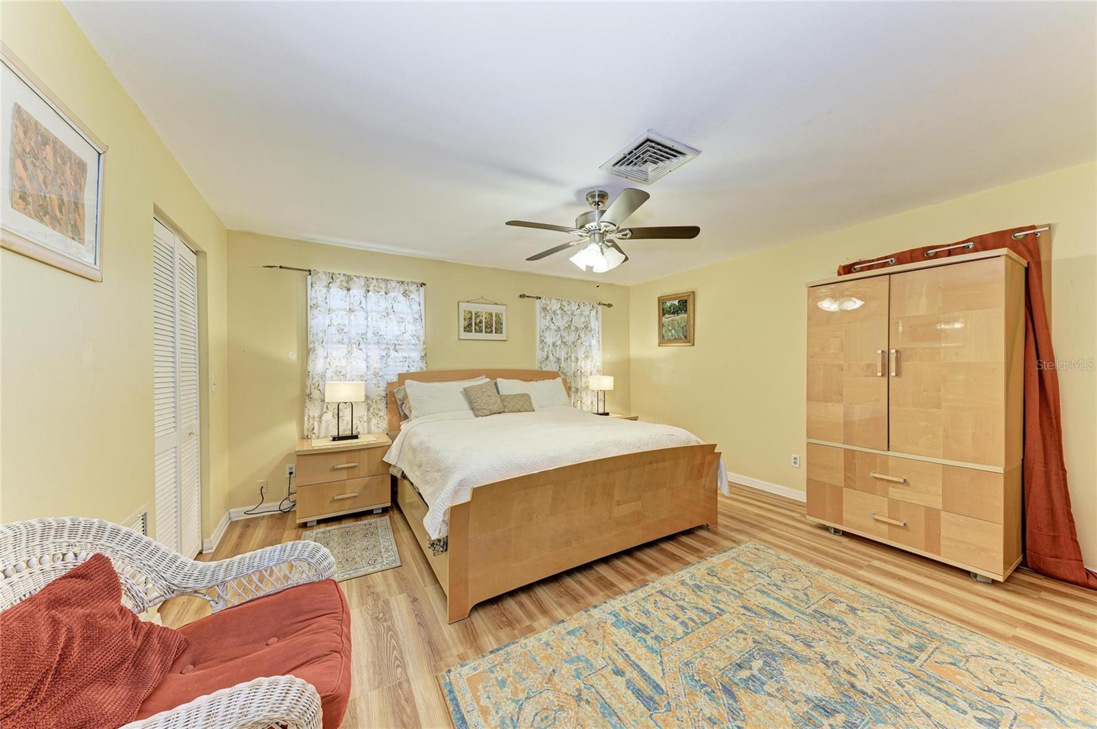 2458 WALDEMERE ST, SARASOTA, FL, 34239