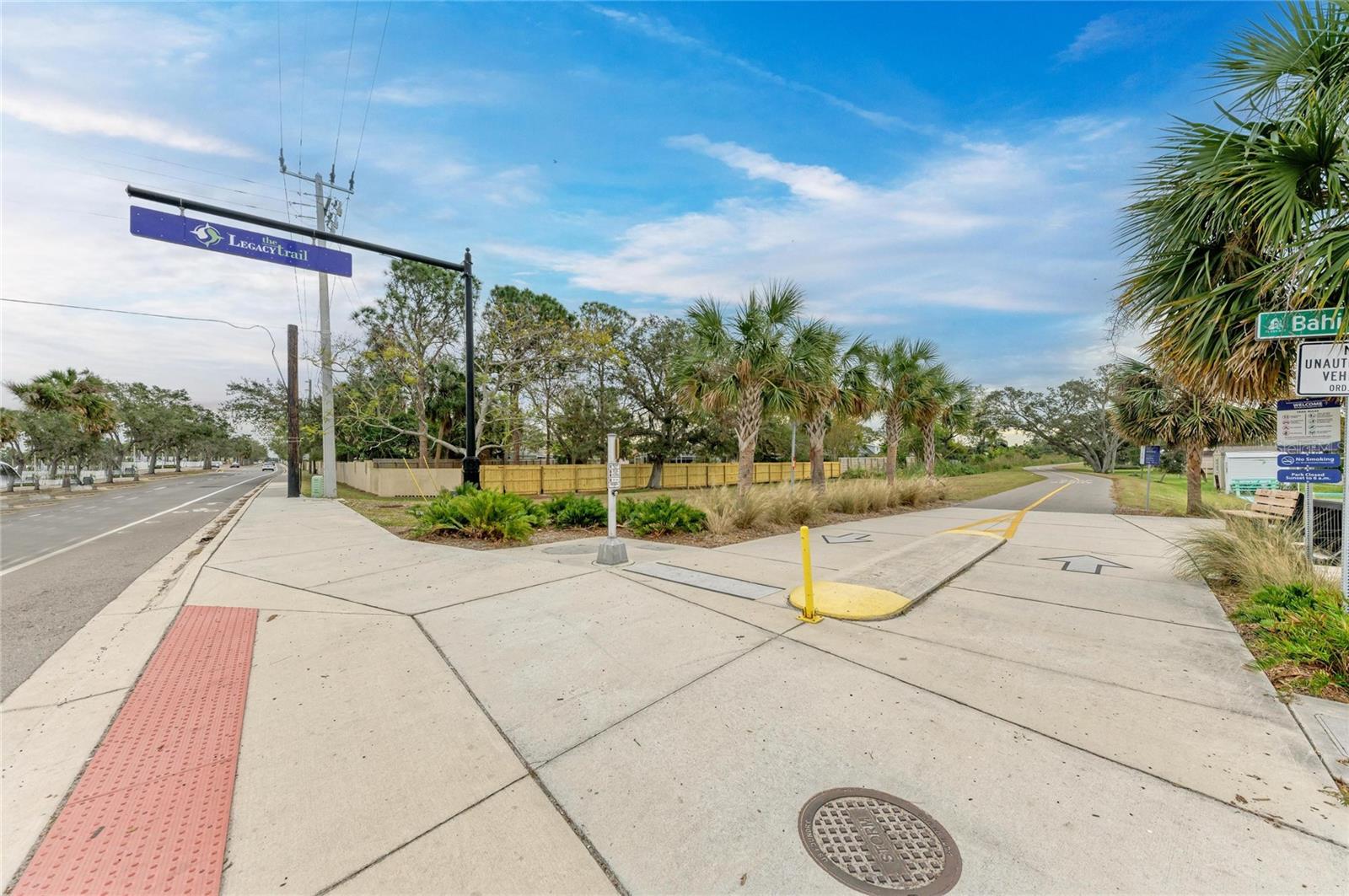 2458 WALDEMERE ST, SARASOTA, FL, 34239