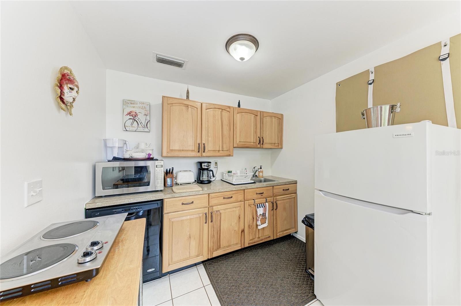 2458 WALDEMERE ST, SARASOTA, FL, 34239