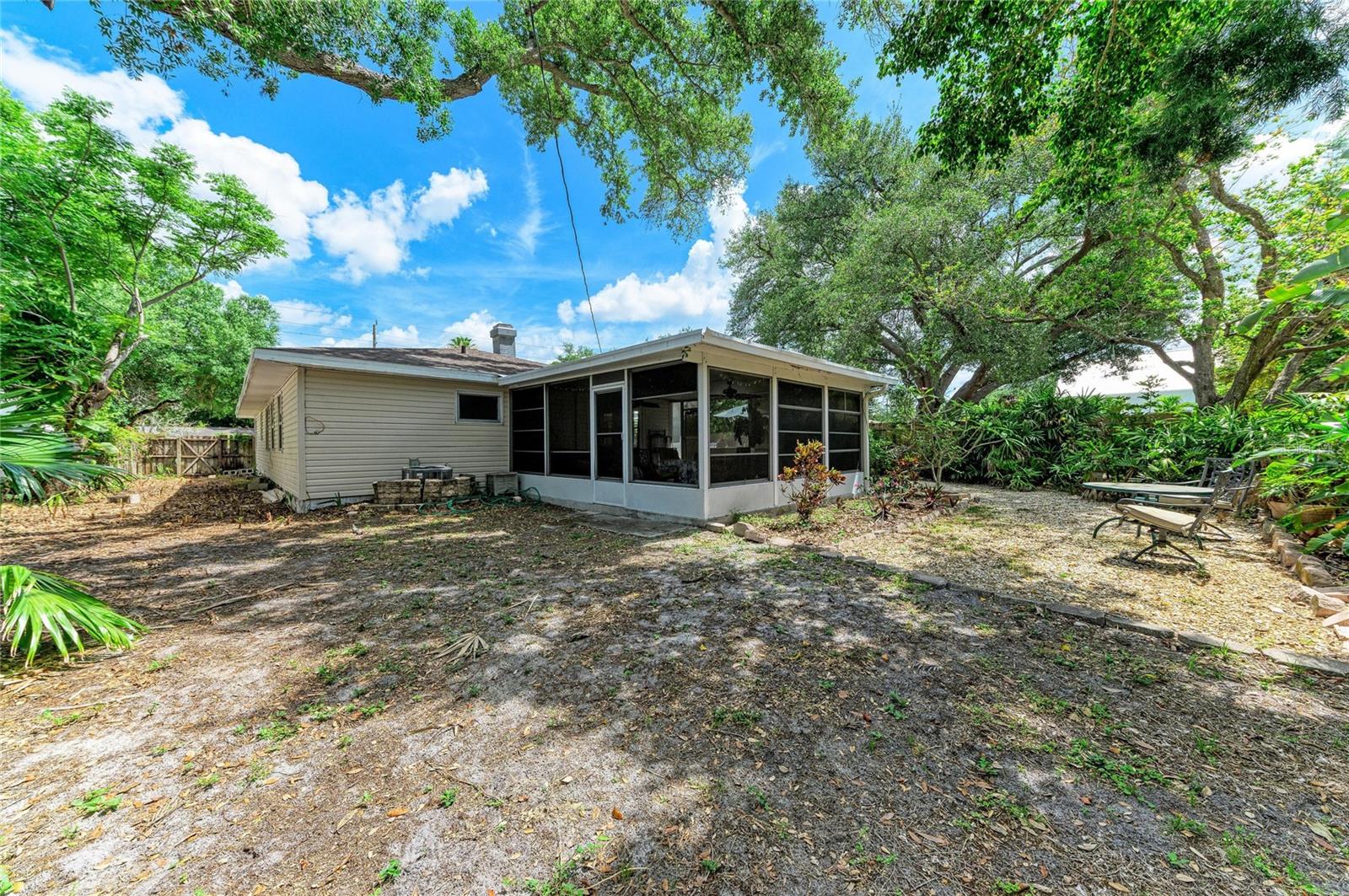 2458 WALDEMERE ST, SARASOTA, FL, 34239