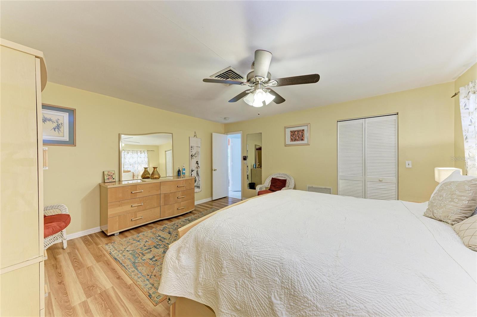 2458 WALDEMERE ST, SARASOTA, FL, 34239
