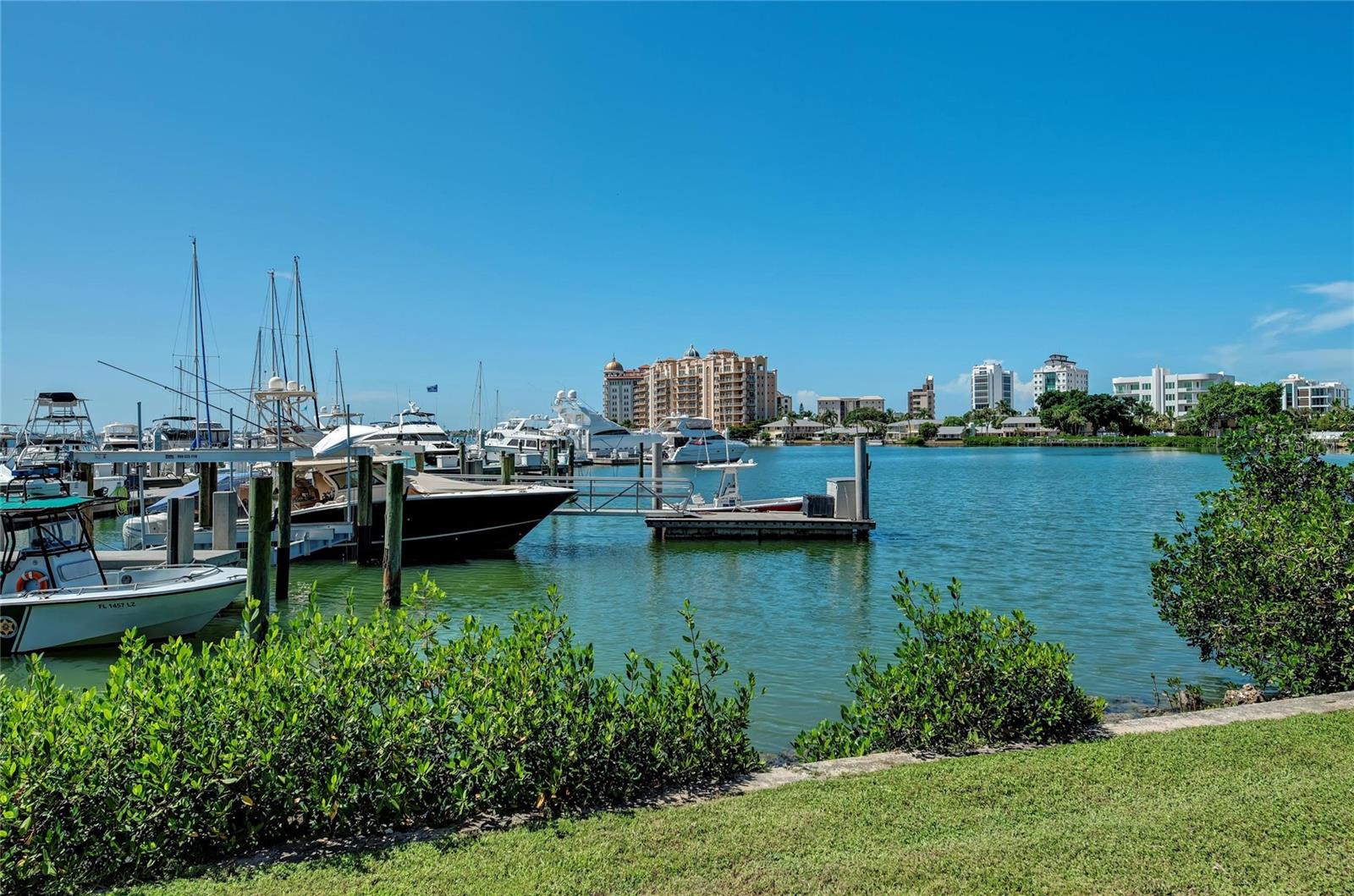 2458 WALDEMERE ST, SARASOTA, FL, 34239