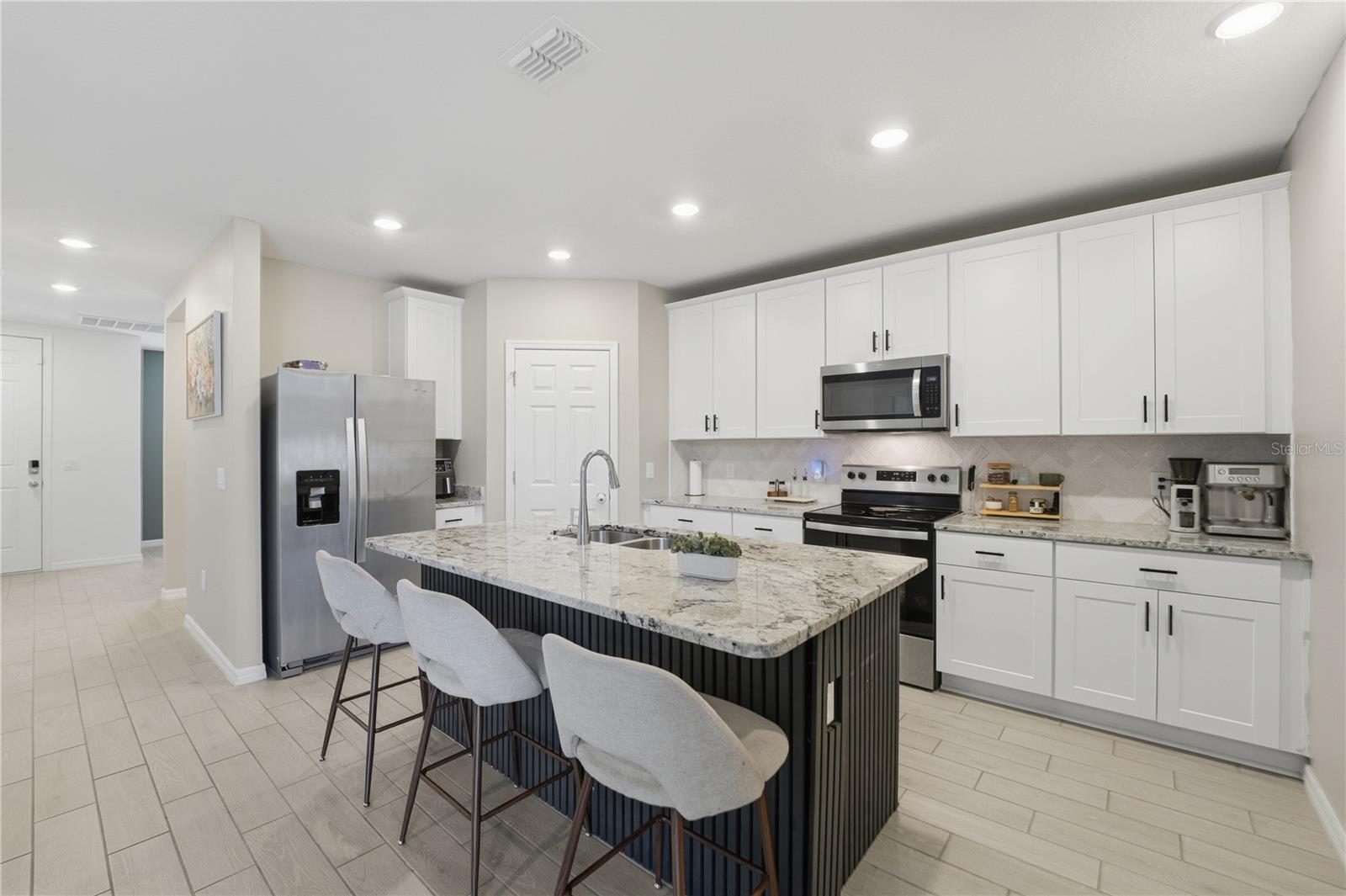 2424 WHITETAIL, DAVENPORT, FL, 33837