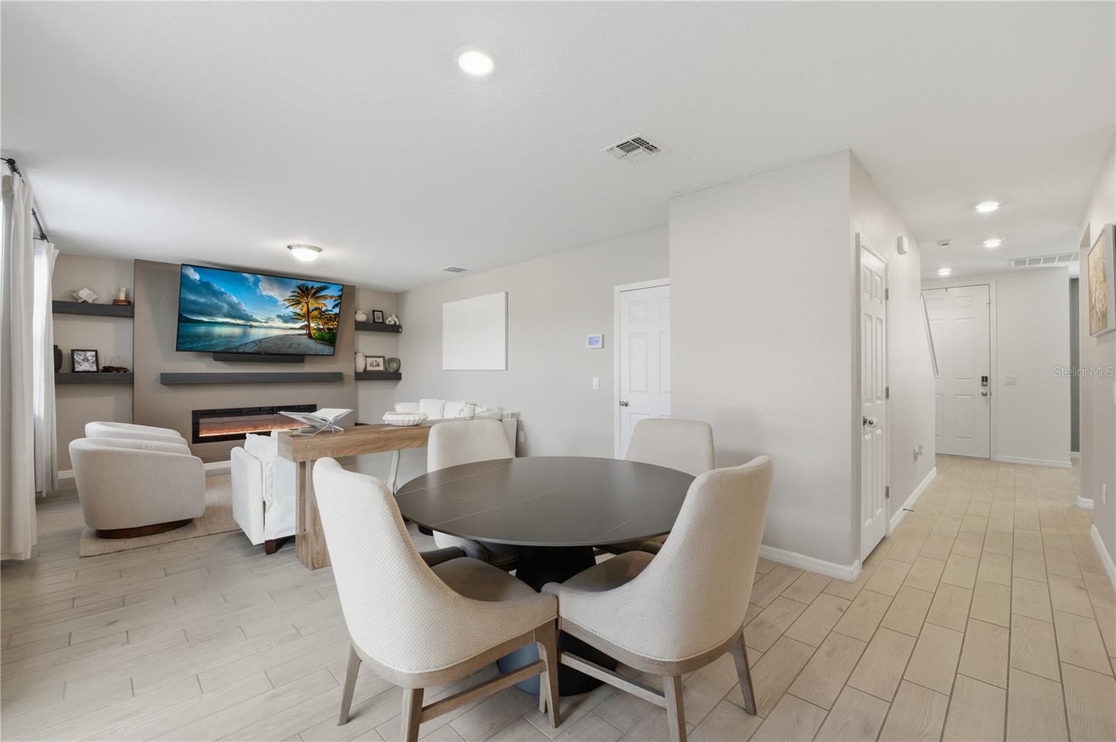 2424 WHITETAIL, DAVENPORT, FL, 33837