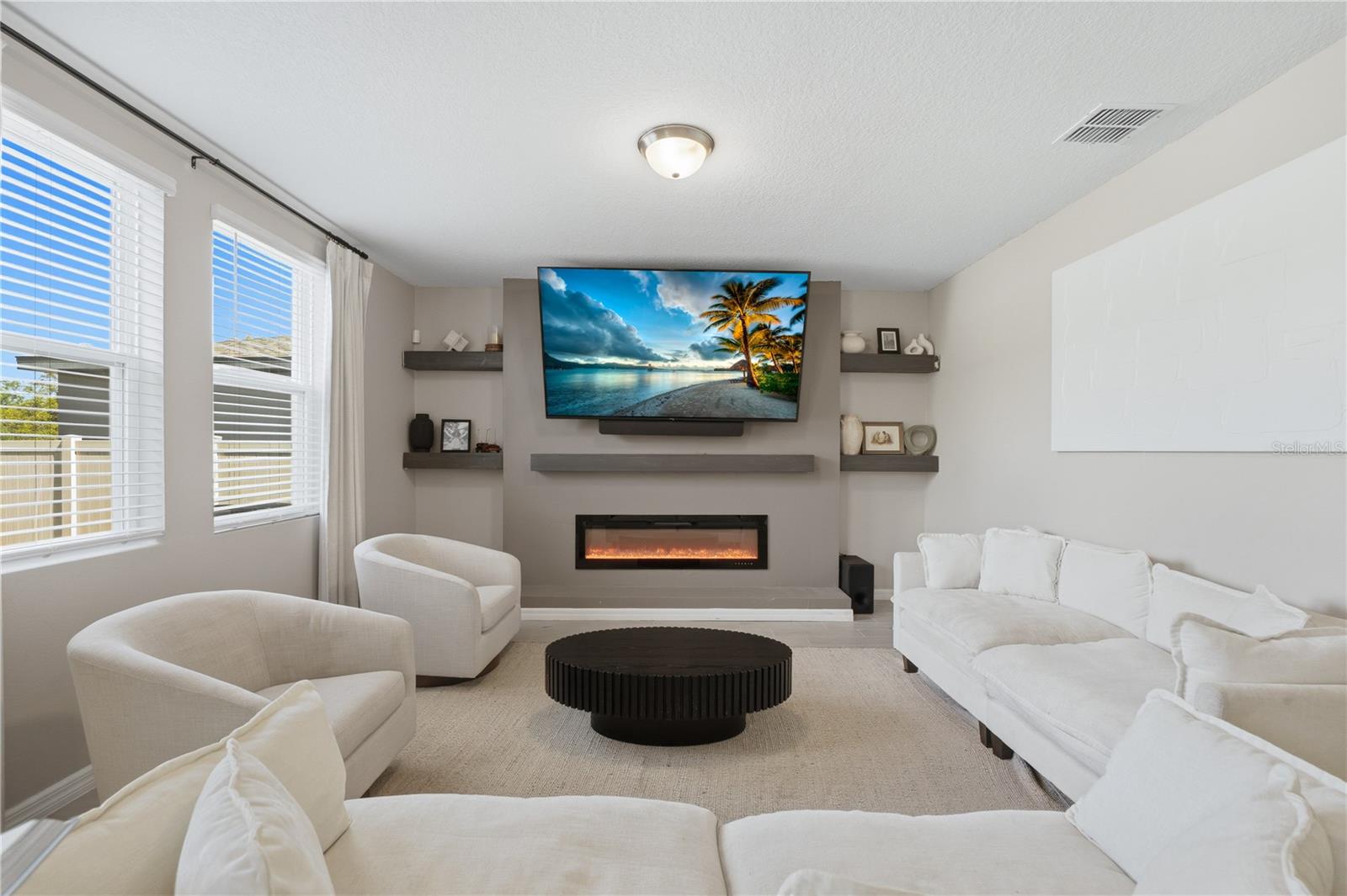 2424 WHITETAIL, DAVENPORT, FL, 33837