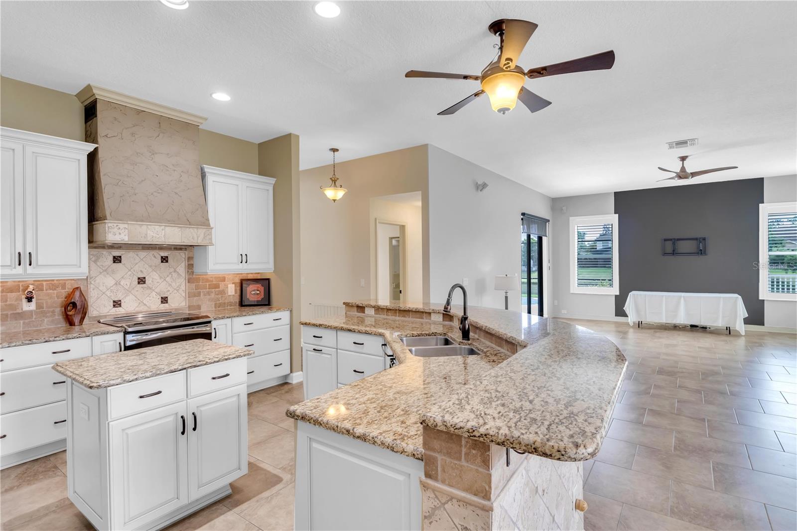713 CEDARWOOD CT, ORLANDO, FL, 32828