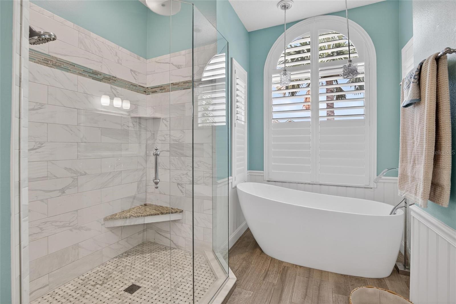 806 EAGLE LN, APOLLO BEACH, FL, 33572