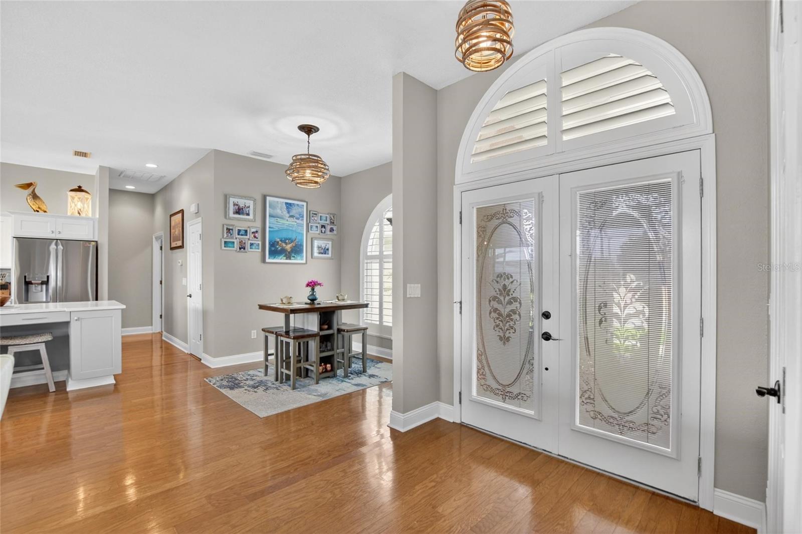 806 EAGLE LN, APOLLO BEACH, FL, 33572