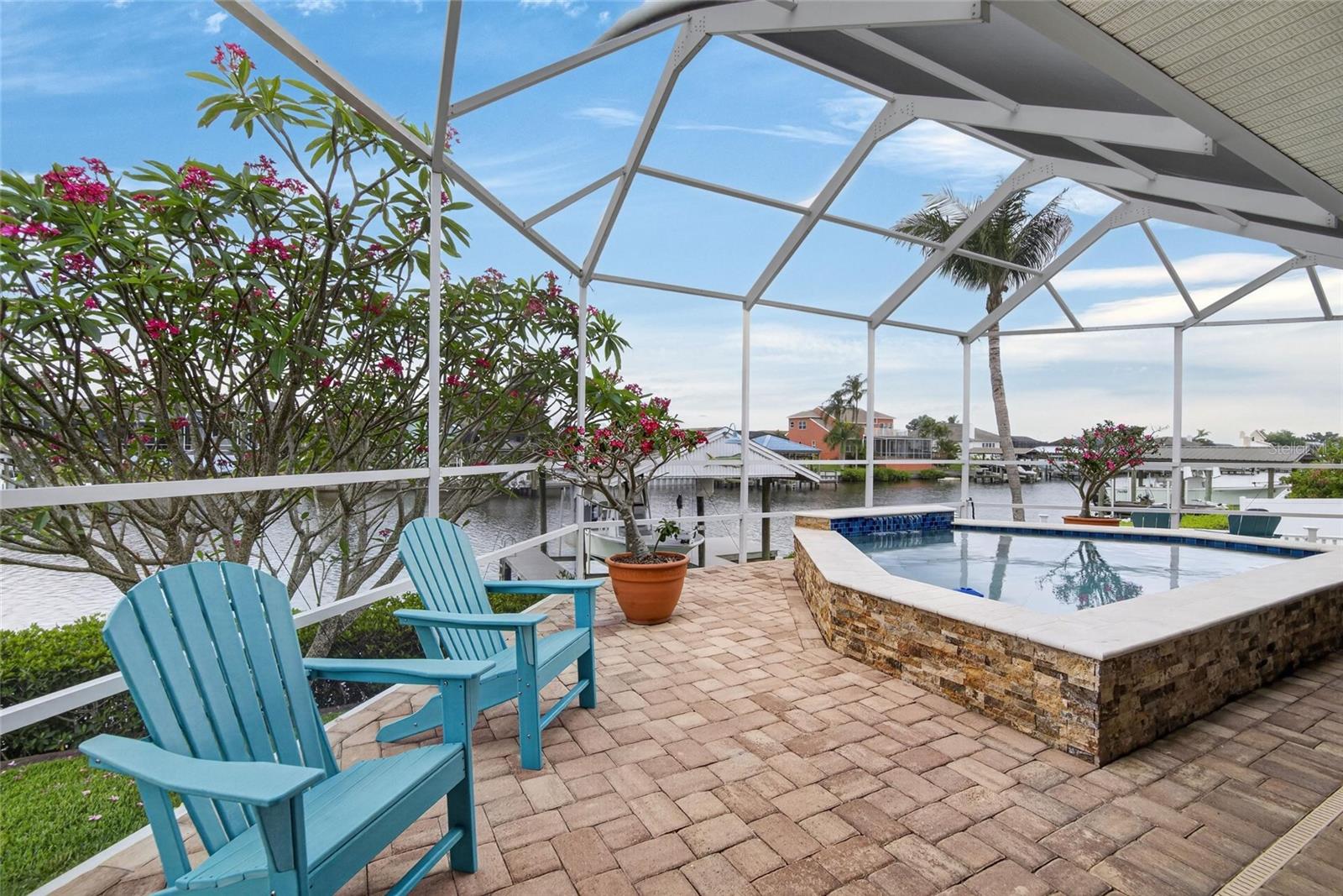 806 EAGLE LN, APOLLO BEACH, FL, 33572