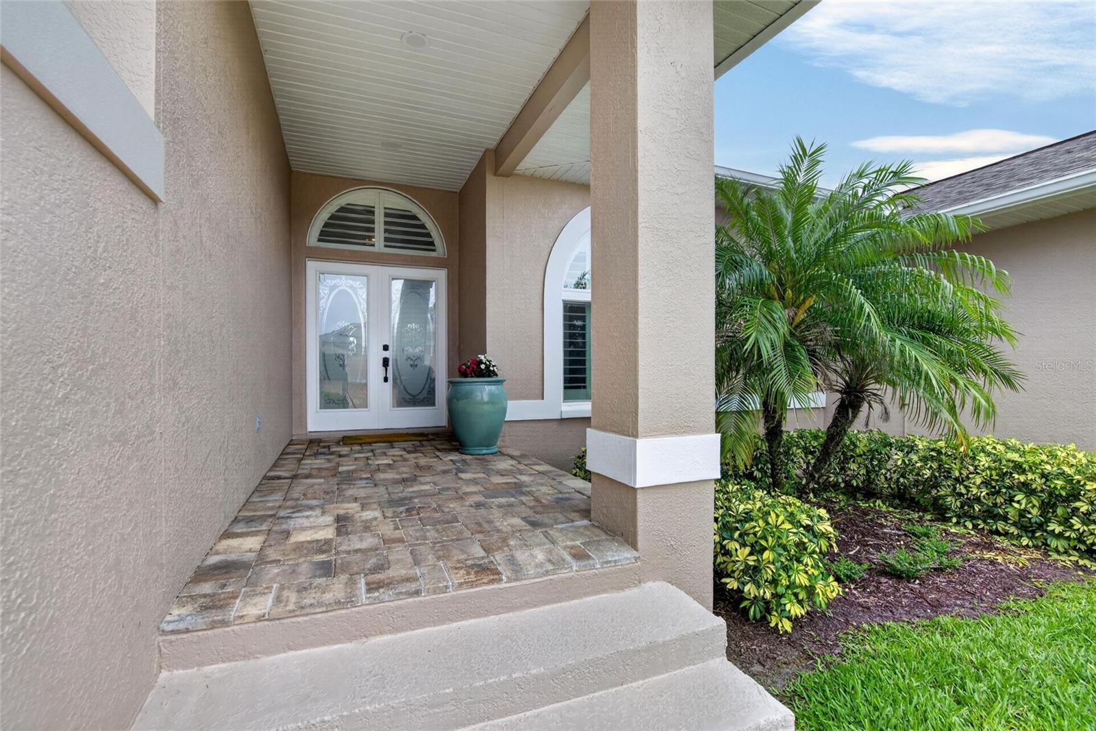 806 EAGLE LN, APOLLO BEACH, FL, 33572