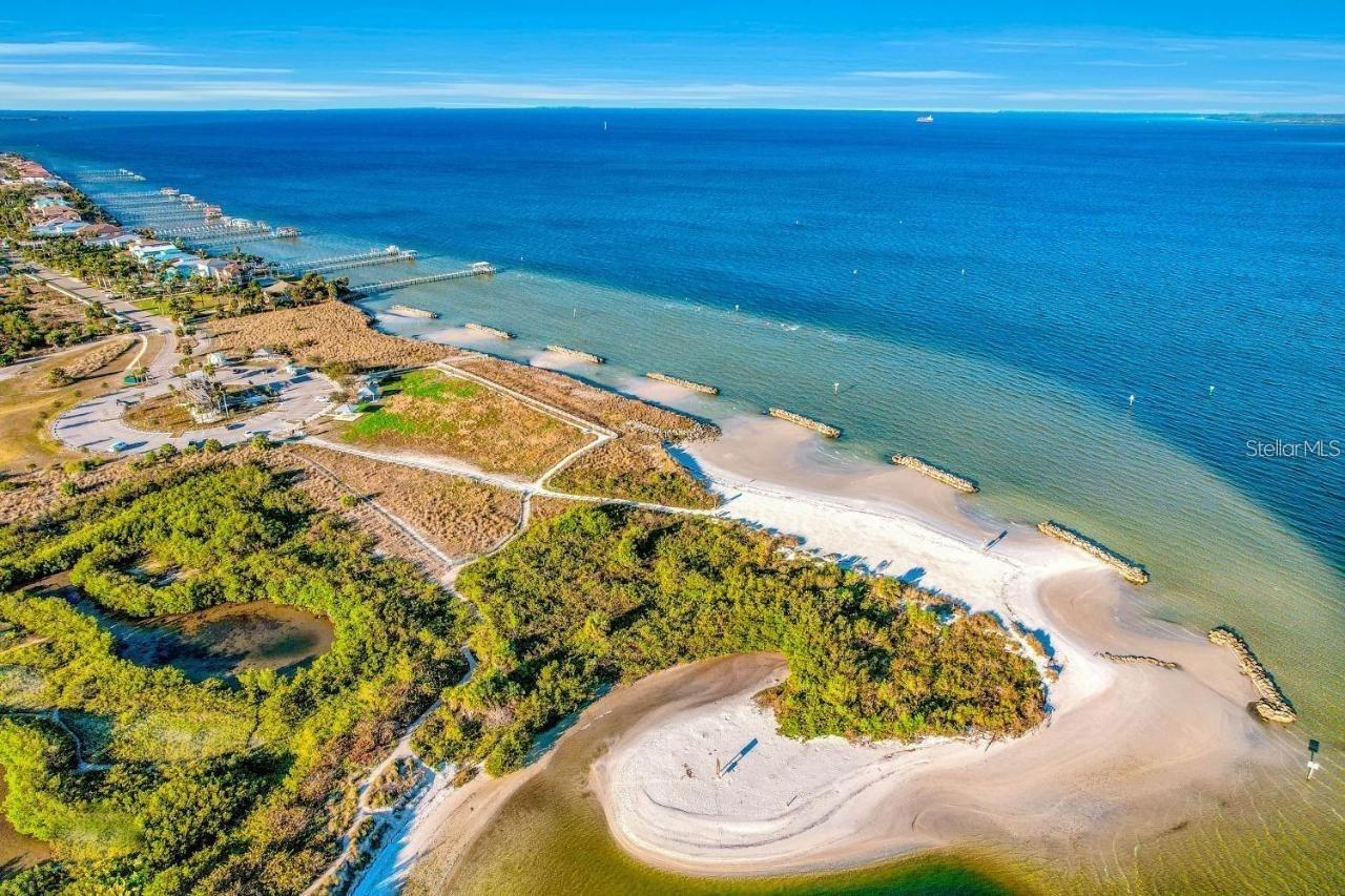 806 EAGLE LN, APOLLO BEACH, FL, 33572