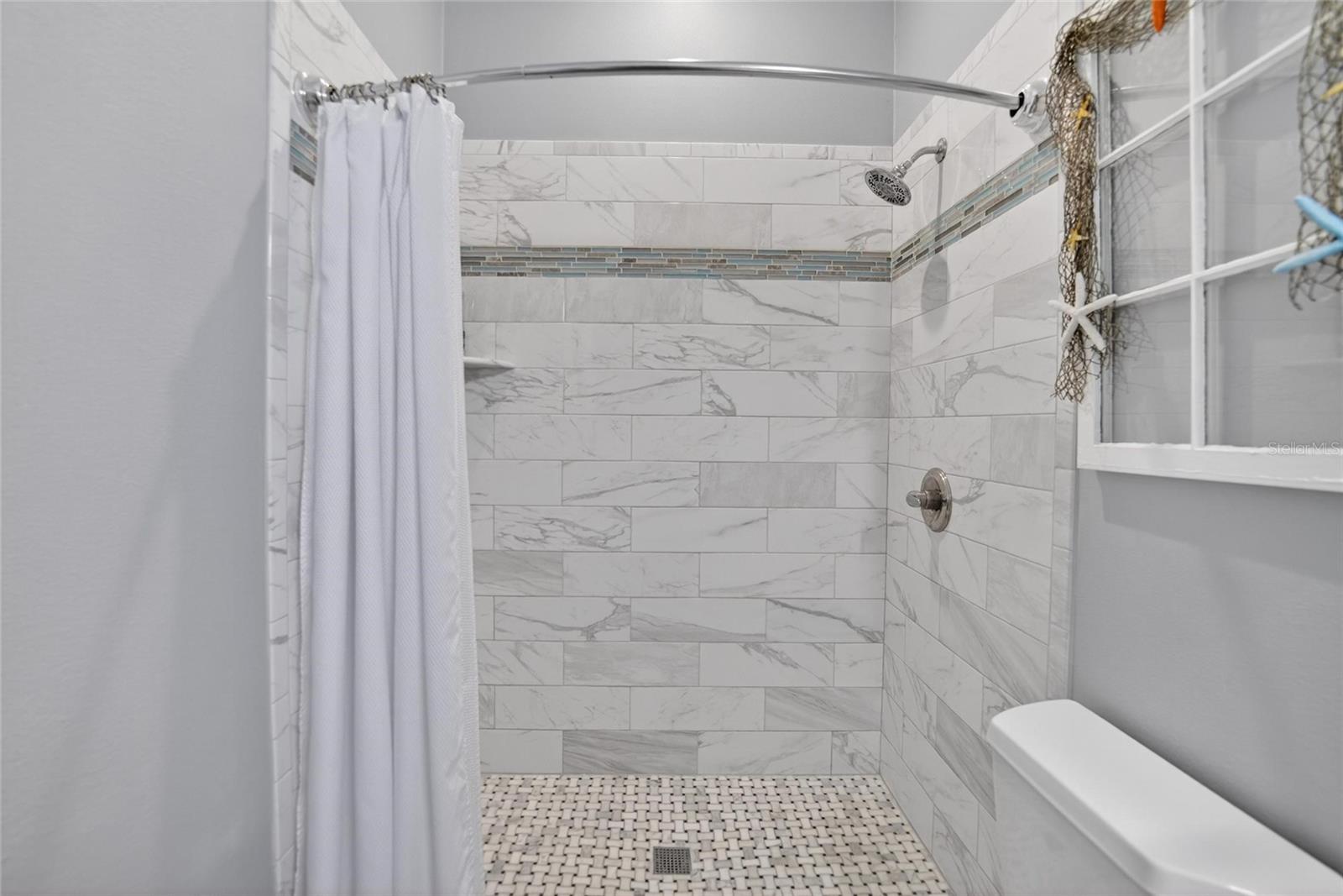 806 EAGLE LN, APOLLO BEACH, FL, 33572