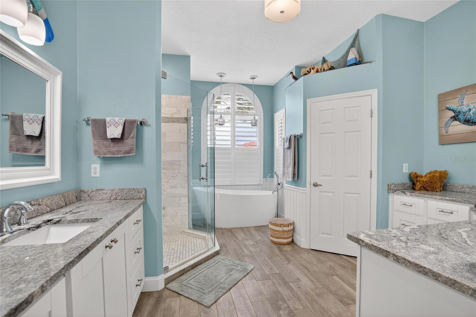806 EAGLE LN, APOLLO BEACH, FL, 33572