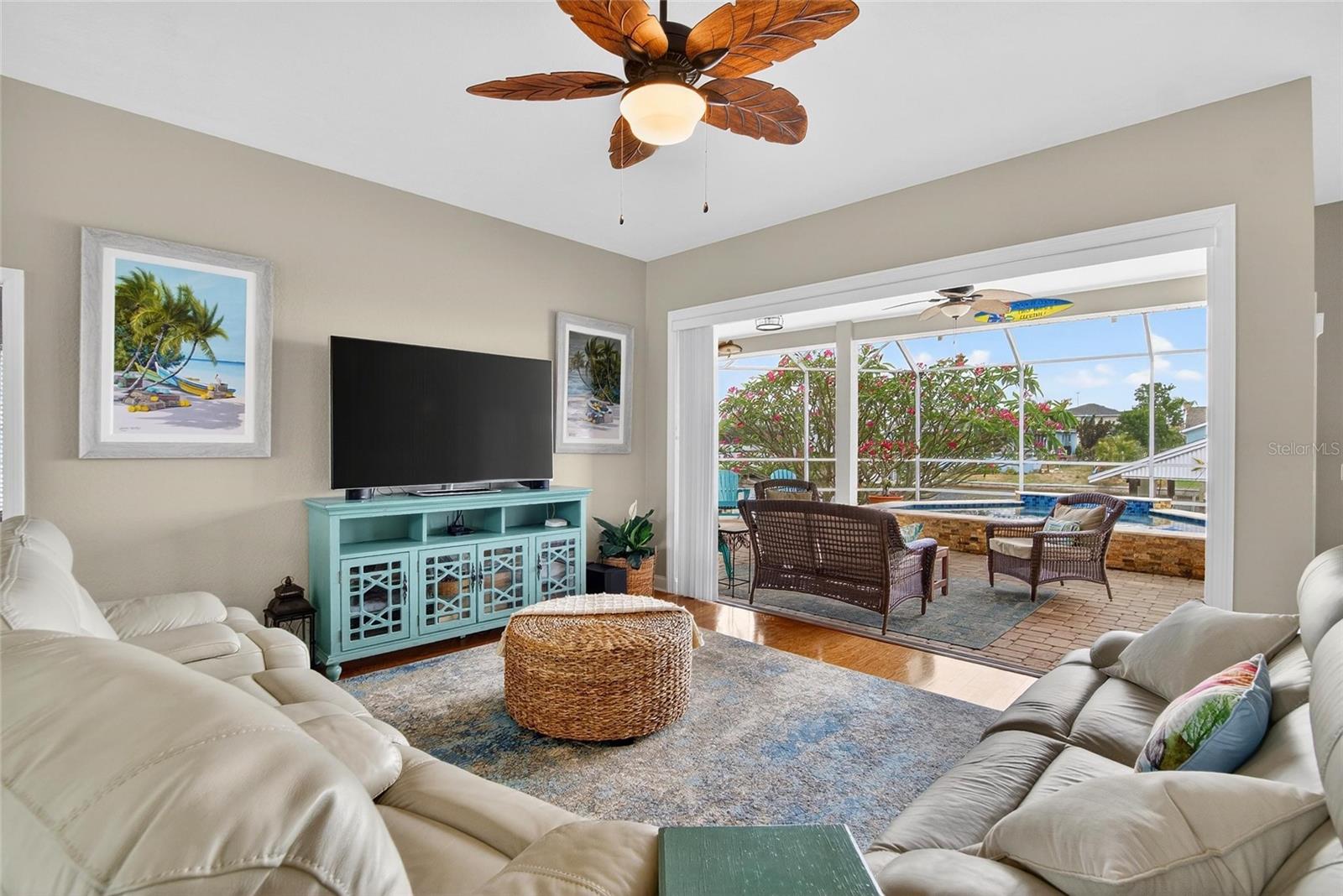 806 EAGLE LN, APOLLO BEACH, FL, 33572