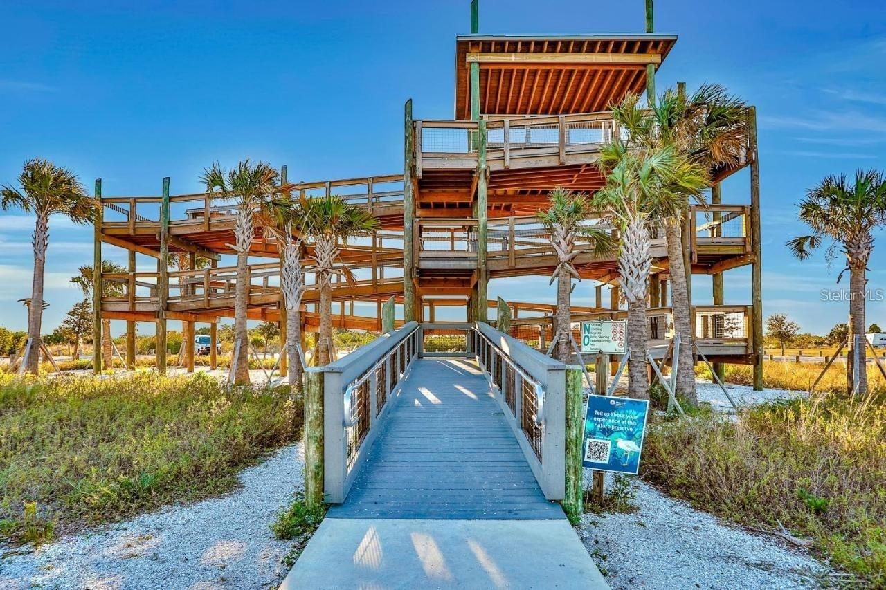 806 EAGLE LN, APOLLO BEACH, FL, 33572