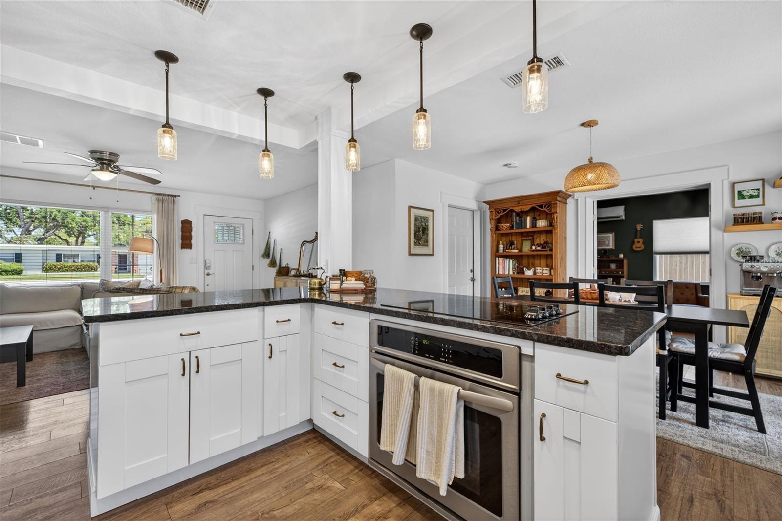 605 MEHLENBACHER RD, BELLEAIR BLUFFS, FL, 33770
