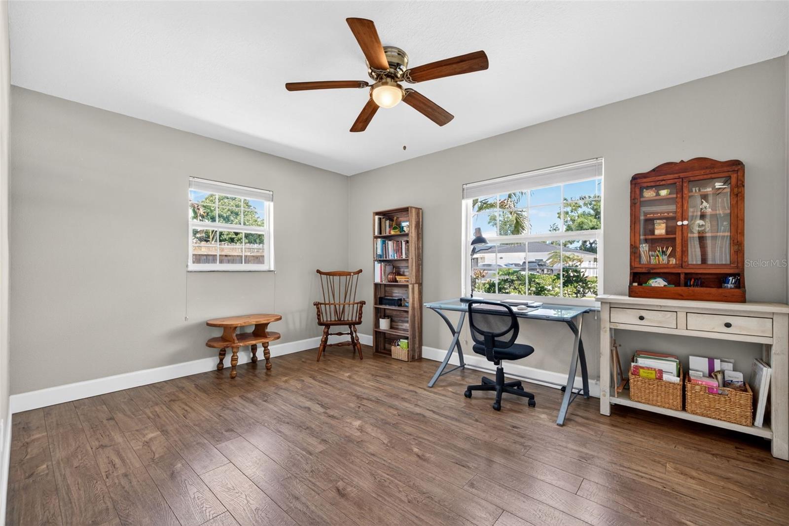 605 MEHLENBACHER RD, BELLEAIR BLUFFS, FL, 33770