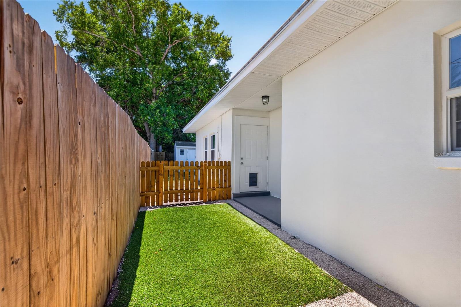 605 MEHLENBACHER RD, BELLEAIR BLUFFS, FL, 33770