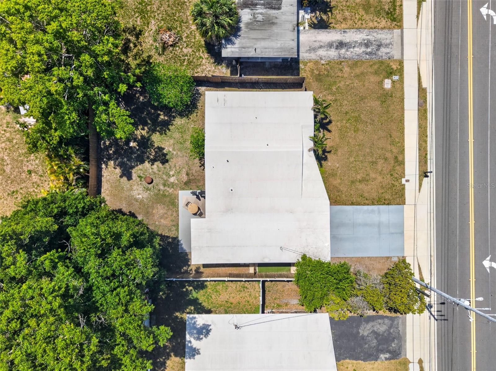 605 MEHLENBACHER RD, BELLEAIR BLUFFS, FL, 33770
