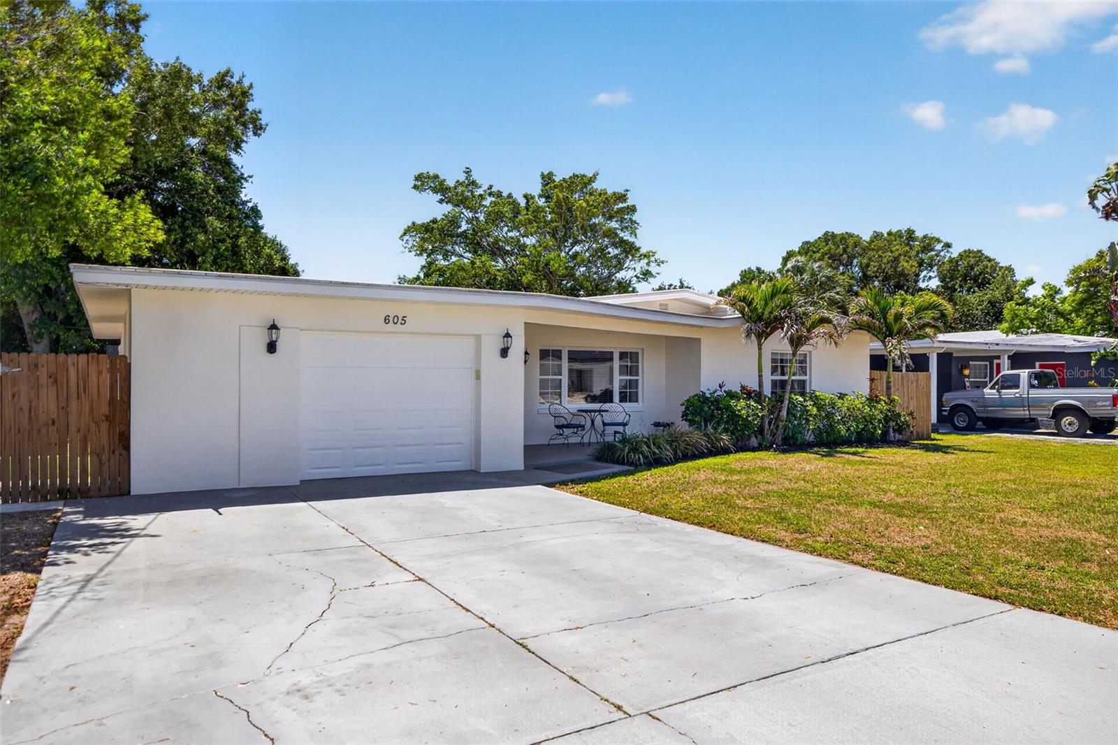 605 MEHLENBACHER RD, BELLEAIR BLUFFS, FL, 33770