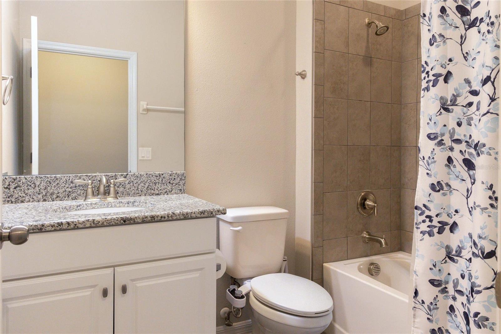 11422 LELAND GROVES DR, RIVERVIEW, FL, 33579